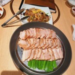 韓国料理 カンガンスルレ東館 - 