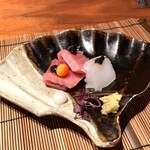 ひろ寿 - アオリイカ・ミナミマグロ 海苔醤油