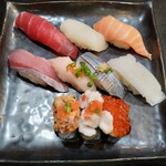 磯のがってん寿司 - 冬の味覚ランチ。10貫1595円。