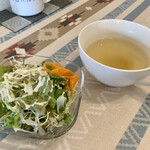 Cafe kitchen fukufukudo - ランチメニューに 付く サラダ ＆ スープ