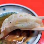 新ちゃん - ぎょうざ　包面