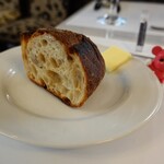レストラン シャンソニエ - パン