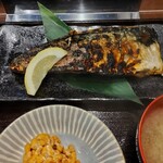 酒と肴 まる蔵 - 鯖の塩焼き ♪