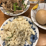 Motsuyaki Nikomi Tsuruta - 煮卵、マカロニサラダ