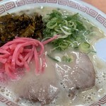 長浜ナンバーワン - 高菜らーめん(750円)。