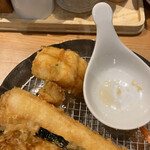 天ぷらめし 金子半之助  - いかのかき揚げ