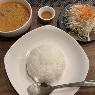 カジュアルタイカレー マッサマン_0