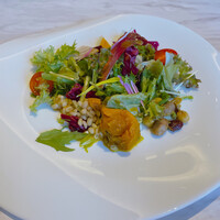 R1 TOKYO Bar&Restaurant - 