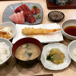 マグロと天ぷら定食 銀八 - 