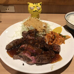 道頓堀 あかい - 牛ステーキランチ200g　1,200円(税込)　※肉だけで