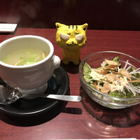 フーロン - 最初に、サラダ＆スープ　※スープは、取っ手が無いよ～～
