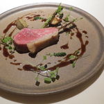 ライラ - ニュージーランド産仔羊のグリル、サラダ茄子のキャビア仕立てと共に2