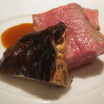 ライラ - イベリコ豚の肩肉のグリル、大分県産の椎茸と共に1