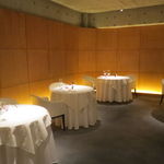 ライラ - スタイリッシュな店内1