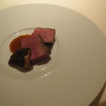 ライラ - イベリコ豚の肩肉のグリル、大分県産の椎茸と共に2