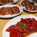 焼肉ホルモン酒場 牛星 - 