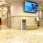 テジョンデ - 大理石調の床と壁で清潔感ある店内！