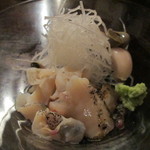 大つぶ貝刺　800円