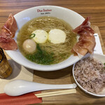 黄金の塩らぁ麺 ドゥエイタリアン - 