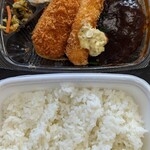 ほっともっと - 料理写真:ハンバーグ＆カニクリームコロッケ