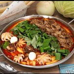 Q彈鮮嫩的韓式腌鱈魚內臟&牛五花肉炒年糕