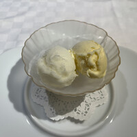 デルフィーナ - おなかが破れそうだったので、デザートはあっさりジェラートをチョイス。