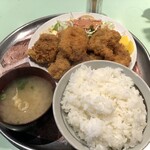 Sakura Mbo - チキンカツ定食