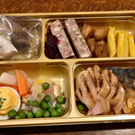 わくわく広場 - 色々なお店のお弁当、お惣菜が楽しめます。