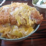 アサヒ食堂 - カツ丼　大盛　¥850+¥50