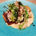 ロイヤルサーモンのソテー ブルーチーズクリームソース