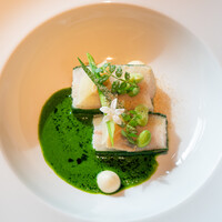 The Jade Room + Garden Terrace - ヒラメ、ハマグリ、根セロリ、ホエイ