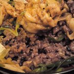 黒豚庵 - 豚丼　黒米を使用