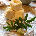 大和 - 山葵と共に頂く湯葉は上品な味