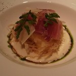 ラトリエ ドゥ ジョエル・ロブション - 朝採り卵 ブリックをまとわせて揚げ パルメザンチーズと最高級イベリコ生ハムのハーモニーで