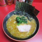 横濱家系ラーメン 勝鬨家 - 