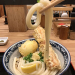 難波千日前 釜たけうどん - 