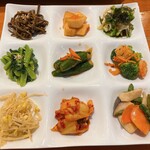 KOREAN DINNER Y・A・N・G - 前菜9種盛り