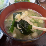 一成食堂 - 味噌汁の具