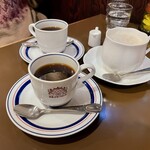 三本コーヒーショップ - ブレンドとカフェオレ