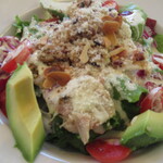 IL BAR - チキンとアボカドのグレインズサラダ