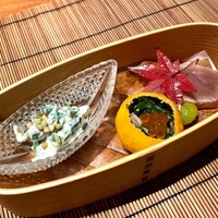 ひろ寿 - 菜の花の白和え・春菊のお浸し・銀杏・鰤 ハム仕立て