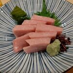 Sushi Tempura Gosakutei - 夕食。単品。中瓶ﾋﾞｰﾙ825+刺し(鮑ｱﾜﾋﾞ1738+ふぐてっさ1518+ﾄﾛ1650+ｻｻﾞｴ1100)+ｻｻﾞｴ壺焼1100+蓮天ぷら418+焼酎ﾎﾞﾄﾙ3850+太巻1100=14,260円