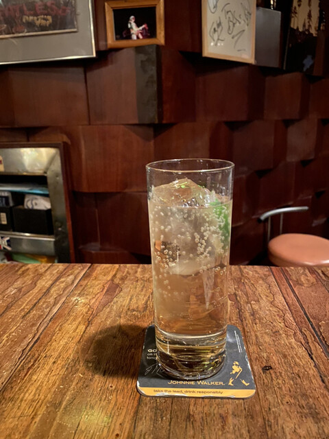 ROCK BAR Face photo 2