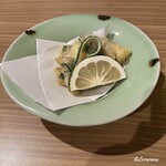 Kamikawa - 白身魚と大葉とチーズの包揚げ