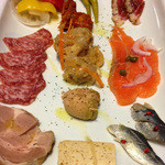 調布バル・カベソン - 前菜盛り合わせ