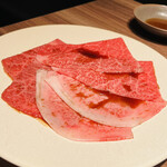 焼肉うしごろ 新宿三丁目店 - 