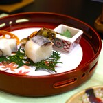 灰屋 - 料理写真:秋刀魚棒寿司