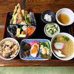 里 - 松茸の里定食 税込2500円('22.11月当時)