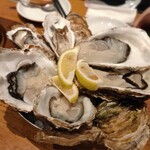 魚とワインはなたれThe Fishand Oysters - 