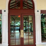 Joe's Stone Crab Restaurant - 